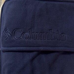 Columbia Dark Navy Blue Fleece Scarf